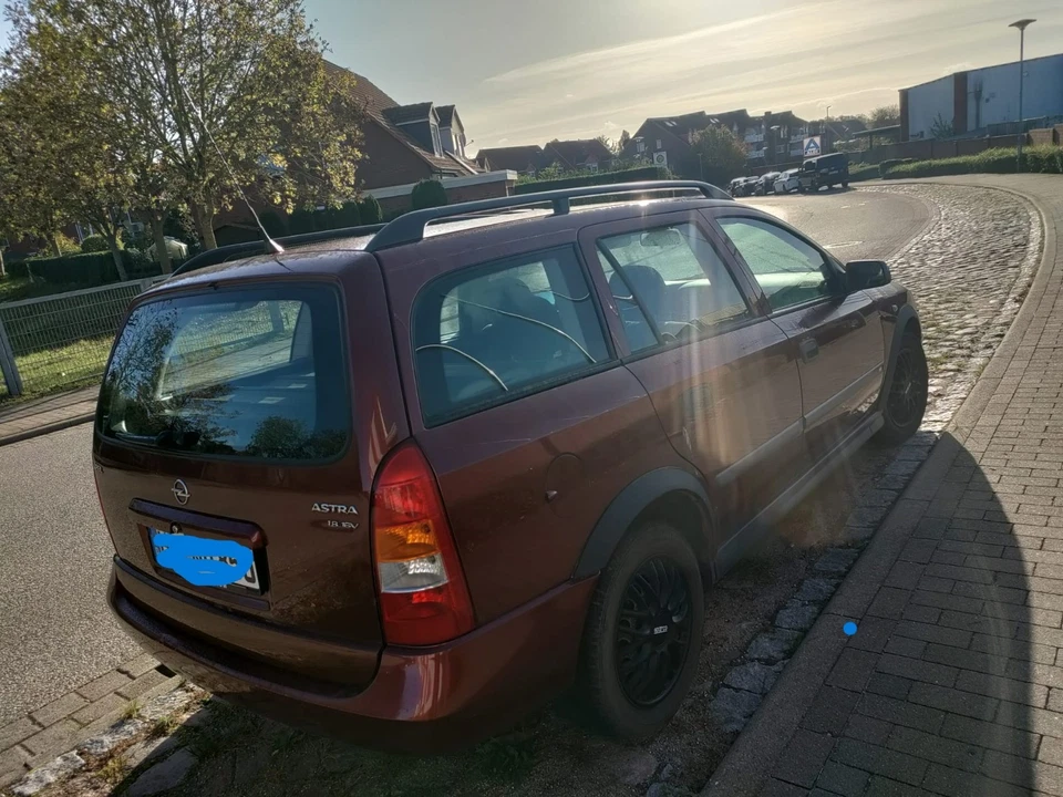 Opel Astra Caravan 1.8 Automatik - Bild 4 von 4
