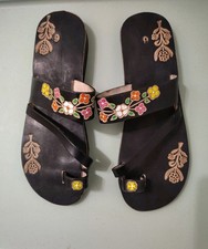 Sandalias con anillo de dedo del pie huarache mexicano de cuero negro hechas a mano pintadas a mano talla 8