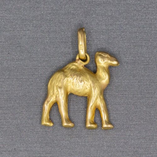Standing 3D Camel Pendant Charm in 22k Yellow Gold - image 1