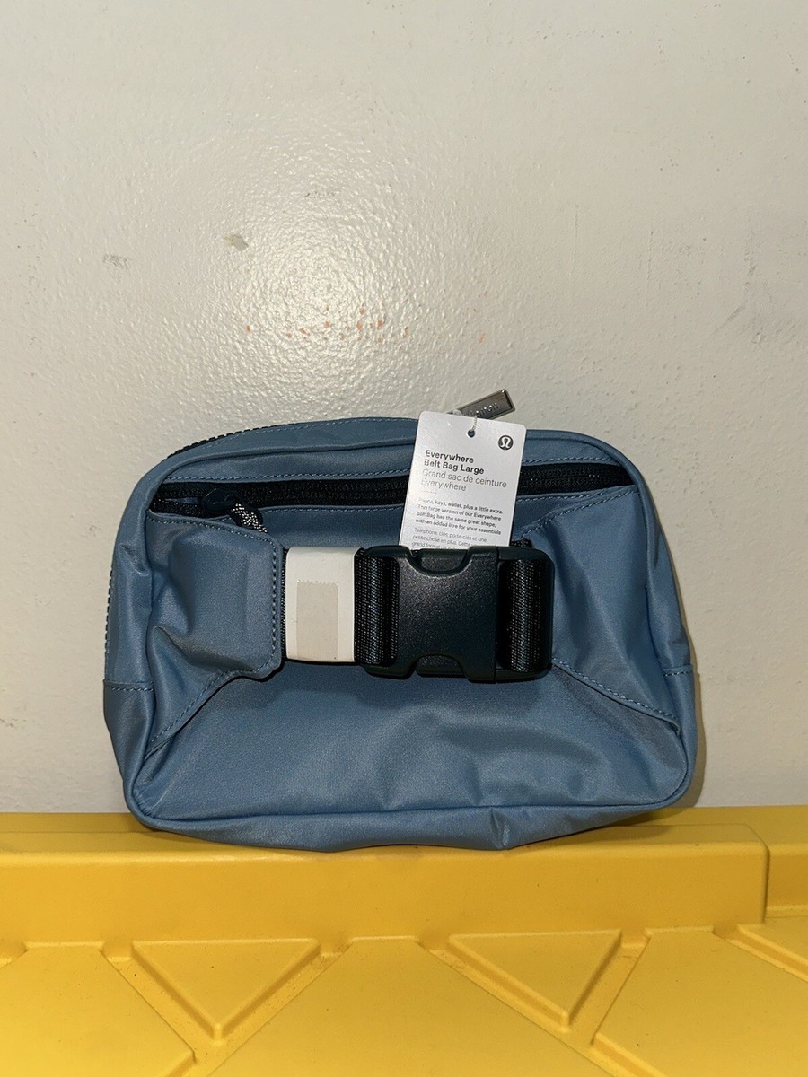 lululemon belt bag submarine Lululemon Everywhere Belt Bag Large 2 Lt Utility Blue/Submarine NWT