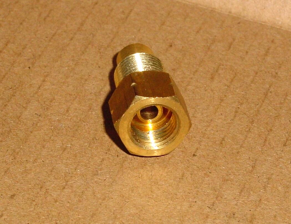 Adaptador de freno invertido hembra Mustang MC burbuja macho M10-1,0 x 3/8-24 Foto 3 de 4