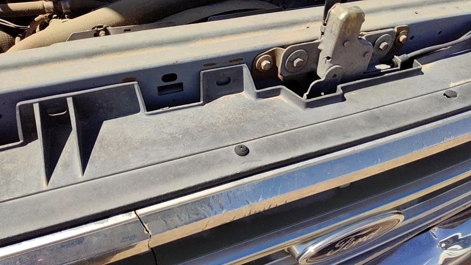 1987-1991 Ford F150 Top Plastic Cover Above Radiator Support Oem Upper Shield - Image 4 of 4