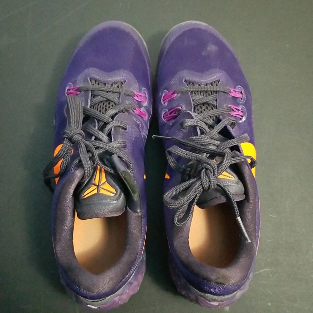 Nike Size 8 Men Zoom Kobe Venomenon 5 Court Purple Orange Shoes