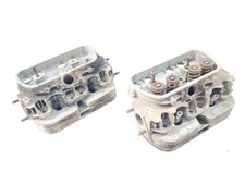 1967 69 Volkswagen Beetle Oem Pair Cylinder Head 126 As Is Non Tested 311101373a