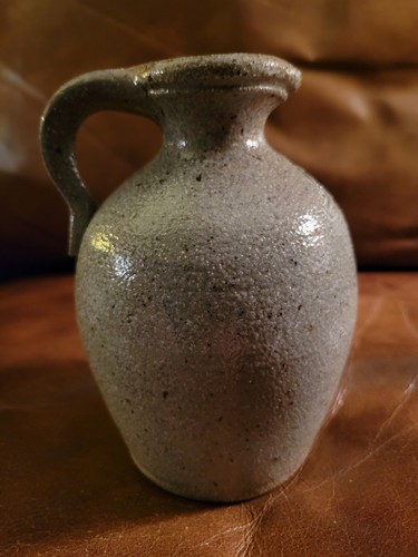 ROWE POTTERY 5 3/4" SALT GLAZED STONEWARE PITCHER/JUG w/HEART - CAMBRIDGE, WI - Picture 3 of 7