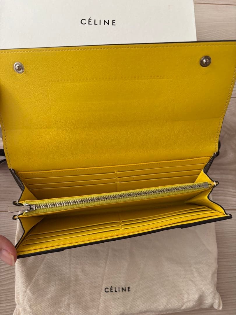 Excellent Condition CELINE Multi Function Long Wa… - image 5
