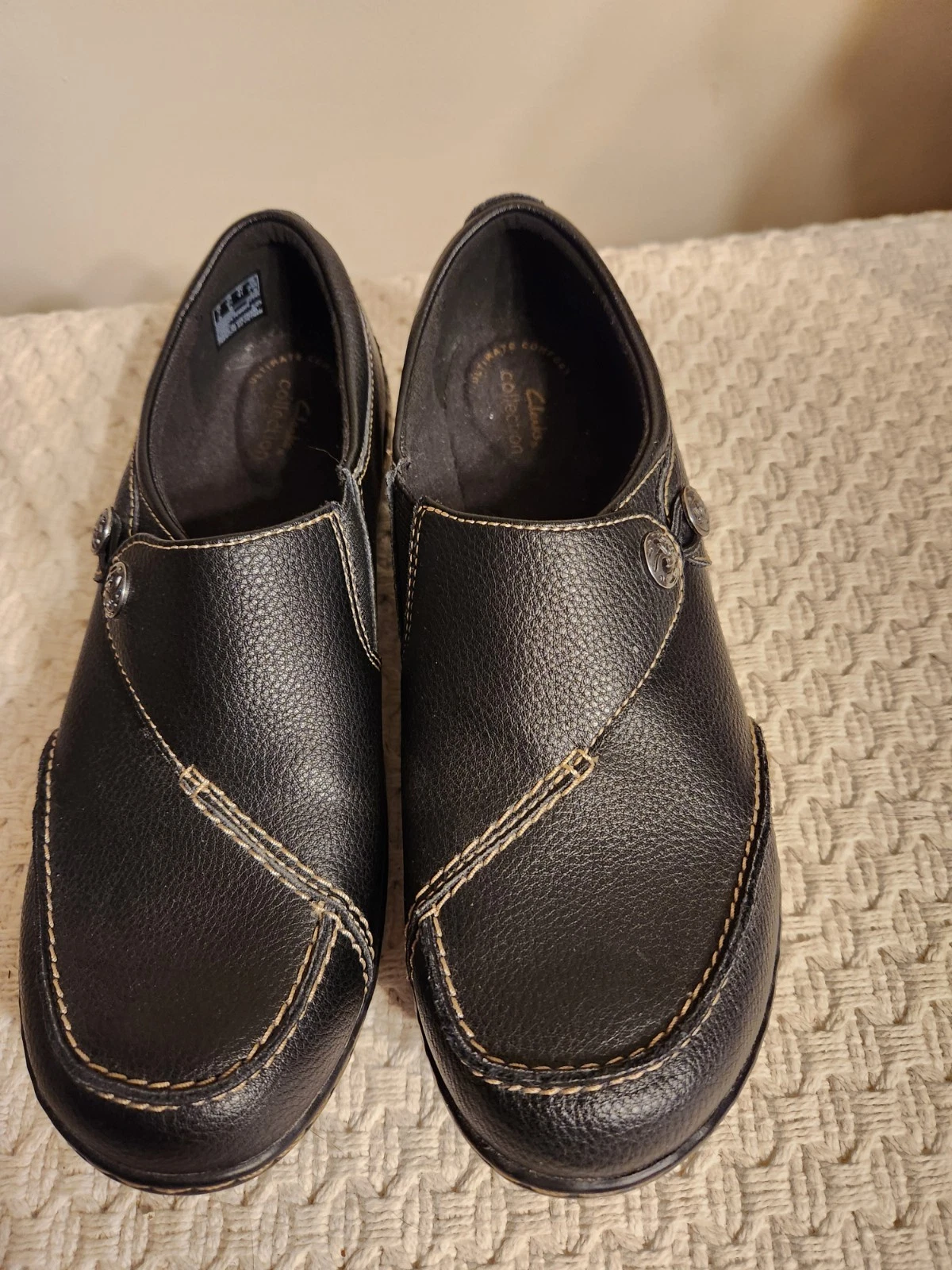 CLARKS Clark Mocassini slip on in morbida pelle ammortizzata con bottoni donna 9 5M nero