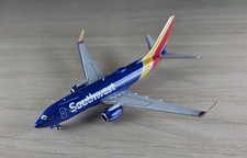 NG Models 1:400 Southwest Airlines 737-700 N2...