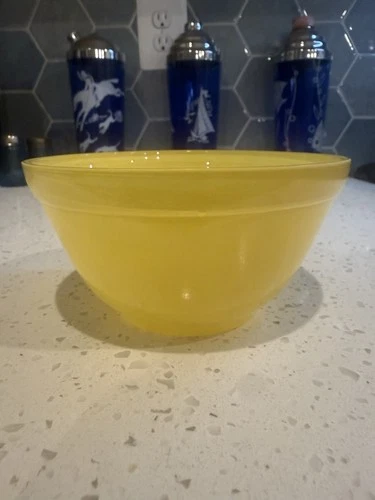 Anchor Hocking Fire King Rainbow 5 1/4" Yellow Cereal Bowl Depression Glass