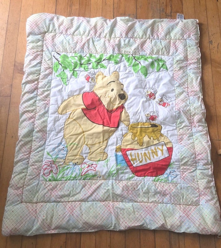 Vintage Winnie the Pooh Crib Quilt Blanket Hunny Pot Bees Nursery Bedding USA