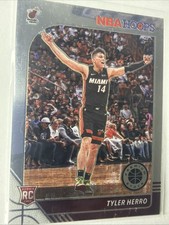 2019-20 NBA Hoops Premium Stock Rookie Card Tyler Herro #210 Miami Heat RC. rookie card picture
