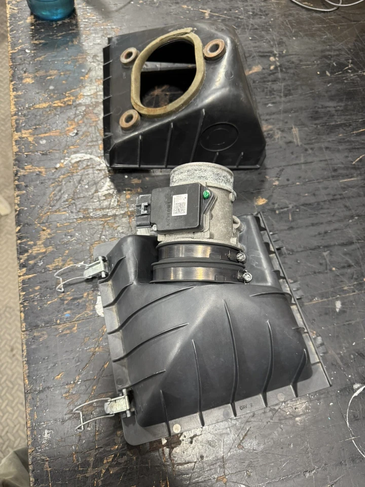 1996 1997 Thunderbird Cougar caixa de ar com sensor de temperatura 4,6L superior e inferior - Imagem 3 de 4