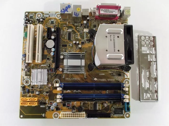 Pegatron IPMEL PRC Motherboard With Intel Core 2 Duo E7500 2.93