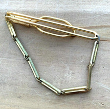 Hickok Vintage Signed Men's Tie Clip with Chain Gold Tone Made in USA