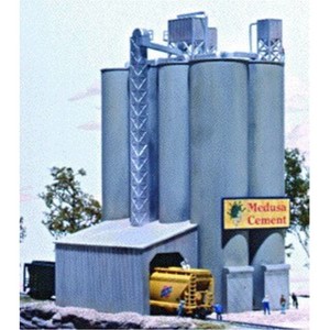 Walthers, Inc. Medusa Cement Company Kit, 5-3/8 x 4-1/2" 13.6 X 11.4cm