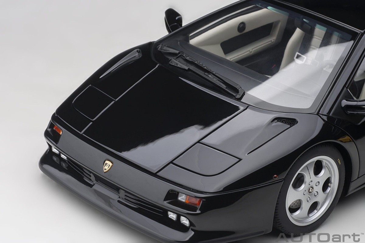 1993 LAMBORGHINI DIABLO SE30 DEEP METALLIC BLACK 1:18