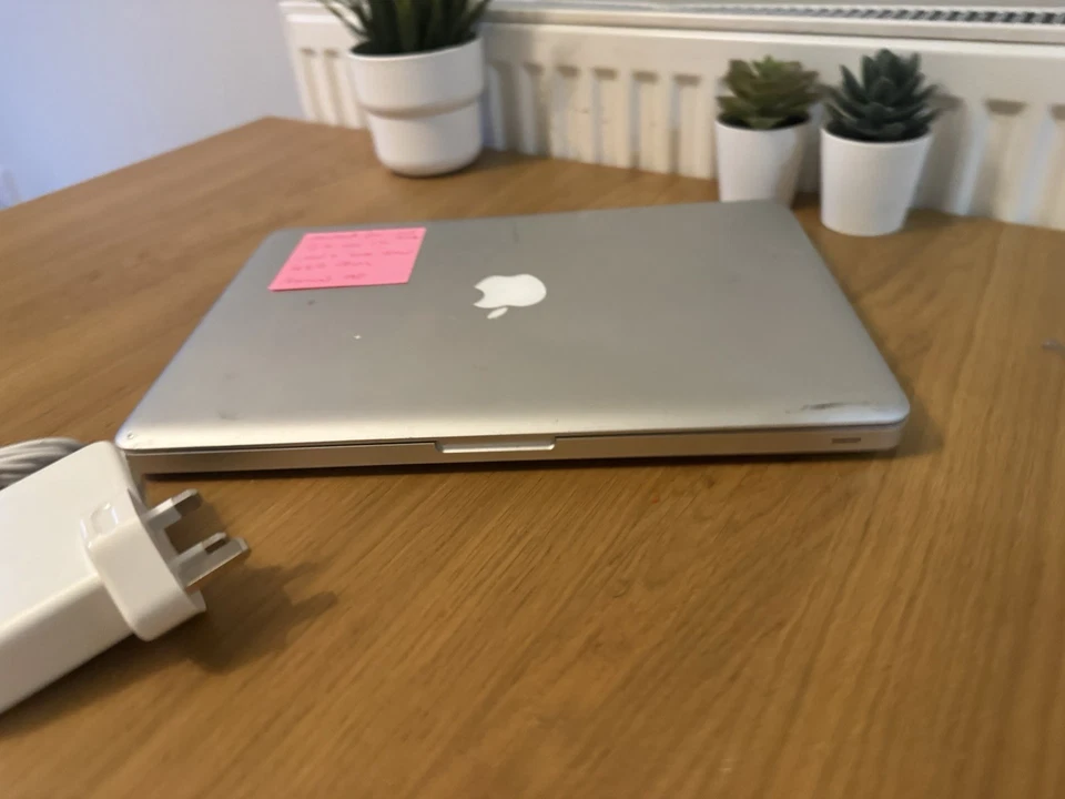 Apple MacBook Pro 13” 2.9GHz Intel i7, 250gb SSD, Mojave Fresh Install - Image 3 of 4