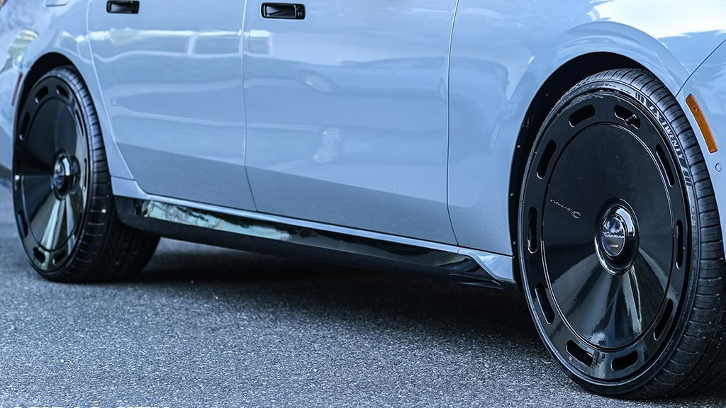 22'' Giovanna Amur Gloss Black Wheels S550 S63 S580 BMW 740LI Audi A8 Bentley GT