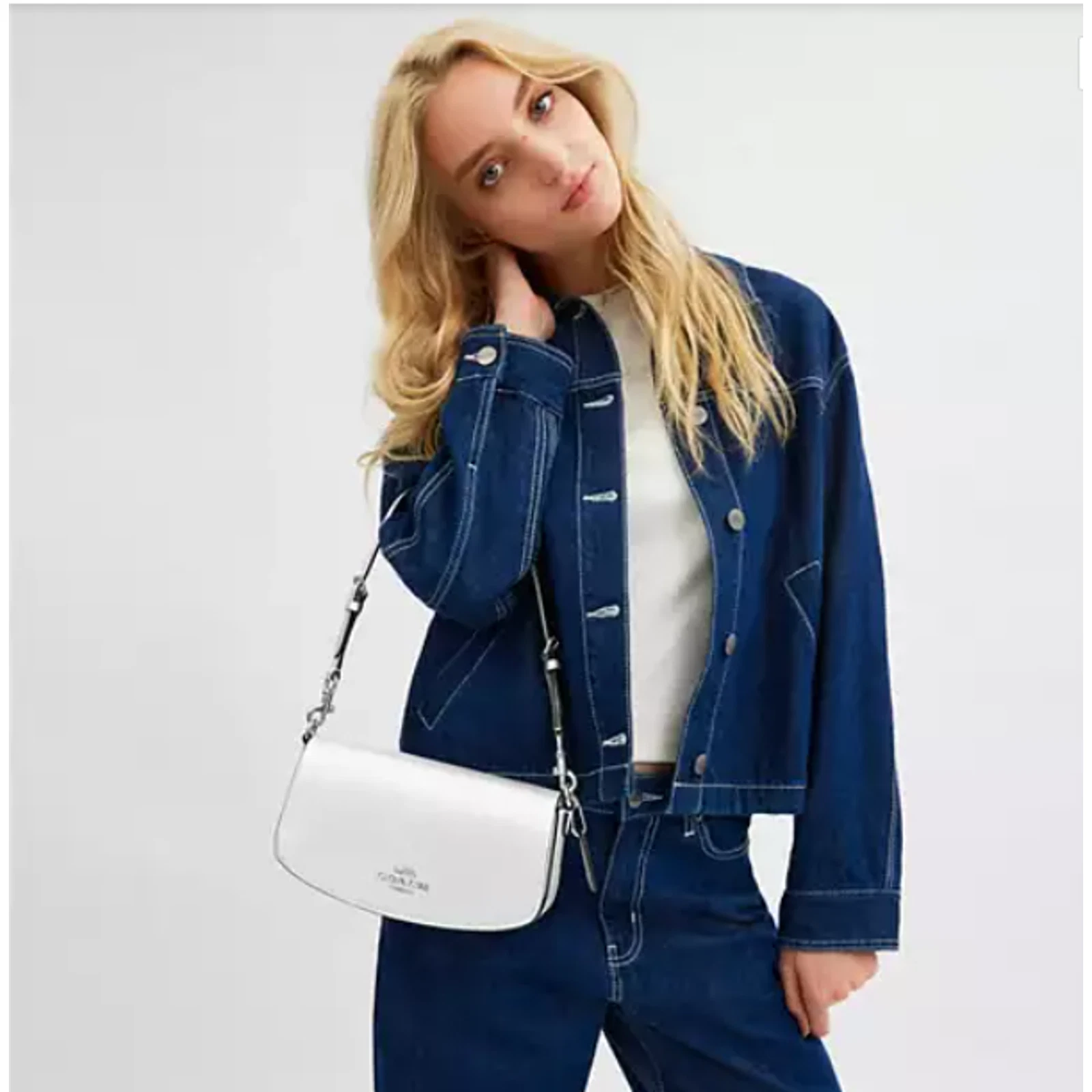 Borsa a tracolla Coach Andrea SMALL in pelle liscia argento argento chiaro CW023 nuova con etichette