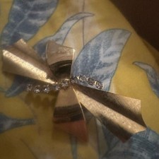 Vintage Gold-Tone Bow Hair Clip with Clear Rhinestones
