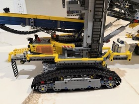 LEGO TECHNIC: Bucket Wheel Excavator (42055) PLEASE READ DESCRIPTION