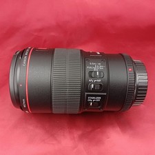 CANON EF 100 F2.8 L IS USM Macro Lens