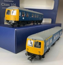 Boxed Bachmann 31-325 Class 105 2-Car DMU + Lights BR Blue Yellow Ends OO Gauge 