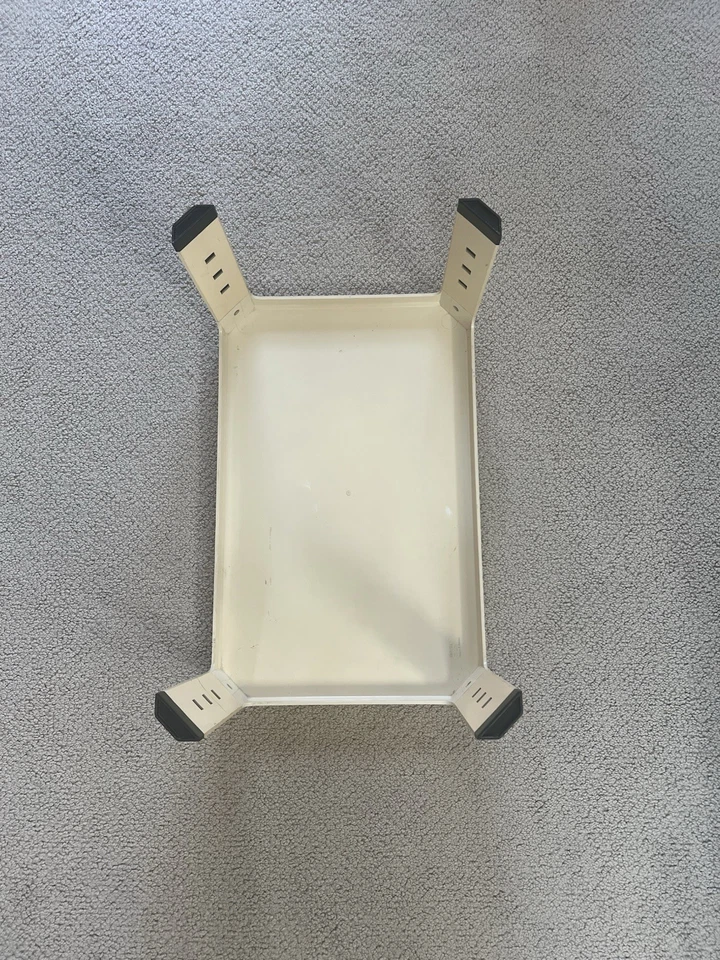 Винтажный белый/кремовый современный журнальный столик середины века Kartell - Изображение 3 из 4