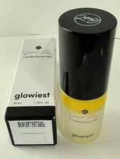 Glowiest Dream Glow Camellia Essence Mist 35 ml /1.18 fl oz - New In Box Fresh
