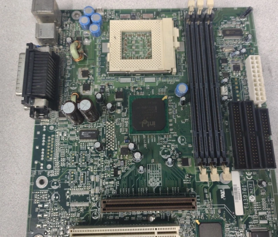 Gateway A19243-406 Socket 370 Motherboard Vintage PC Repair Parts - Image 3 of 3