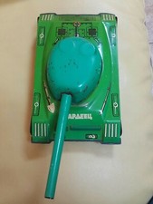 VINTAGE TANK TIN TOY PLASTIC METAL USSR SOVIET RUSSIA CCCP BATTERY OPERATED