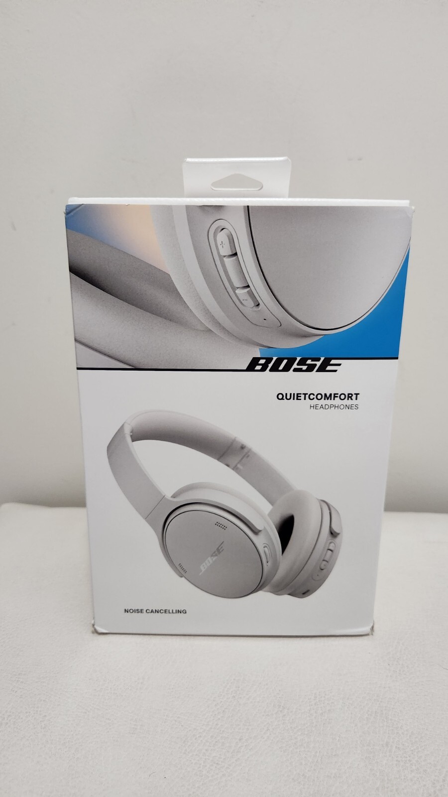 NIB Bose QuietComfort Wireless Over-Ear Headphones - White Smoke-image