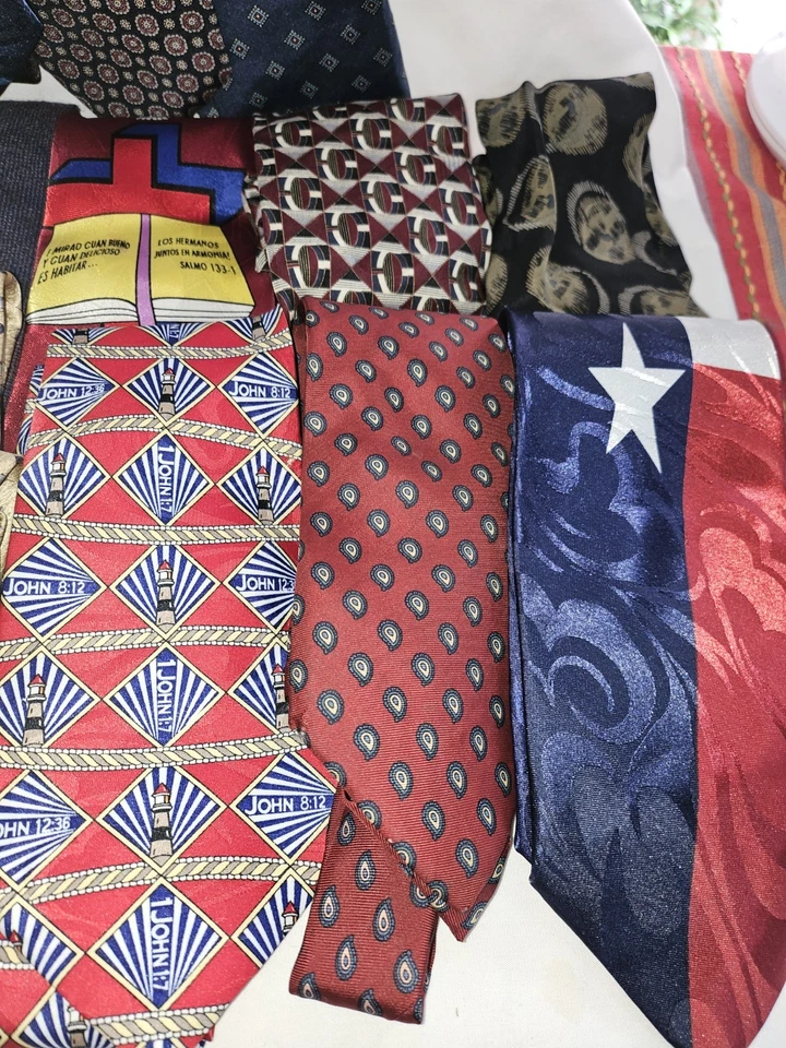 Lote de 16 corbatas de cuello para hombre estilos surtidos colores y marcas Foto 3 de 4