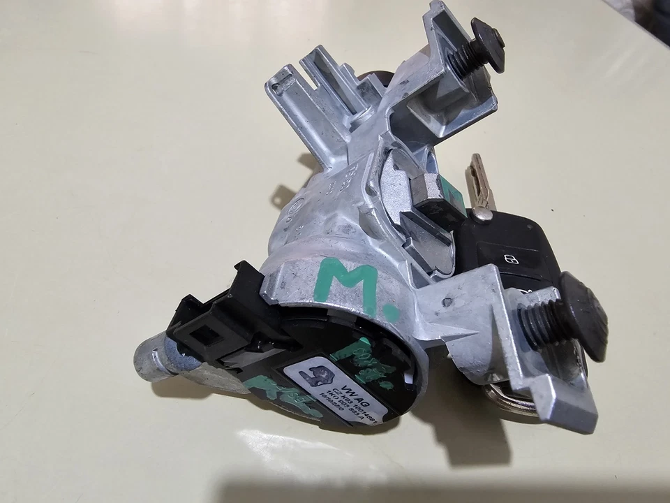 VW GOLF MK5 MK6 VW TOURAN MK2 IGNITION BARREL SWITCH AND ONE FOB KEY 1K0905851B - Image 4 of 4