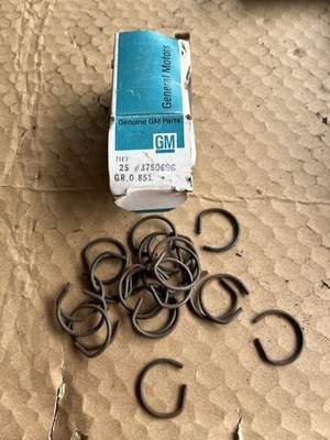 Original GM Part 3750696 Clutch Cross Shaft Stud Retainer Spring Clip Box Of 23