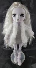 Rainbow High Shadow High Natasha Zima Fashion Doll White Hair Outfit Clothes