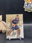 Juwan Howard 1998 Skybox Autographics Auto Wizards (CBTH)