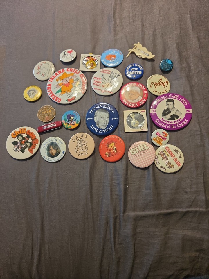 Vintage Novelty Pinback Button Lot Funny Slogan Retro Humor Vintage Pinbacks