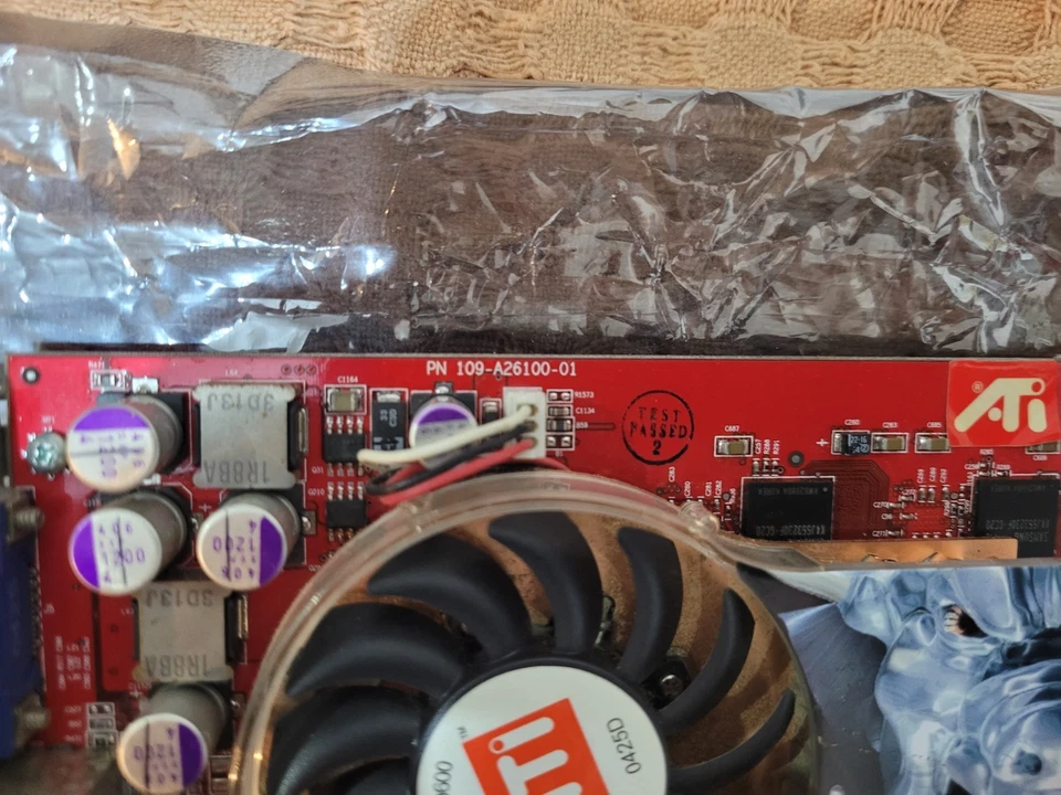 ATI Radeon X800 Pro 256 mb PN 109-A26100-01 102A2610100 - Immagine 2 di 4