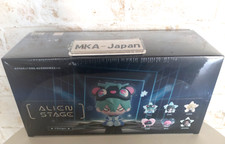 Alien Stage Free Stage 6 figures complete BOX unopened