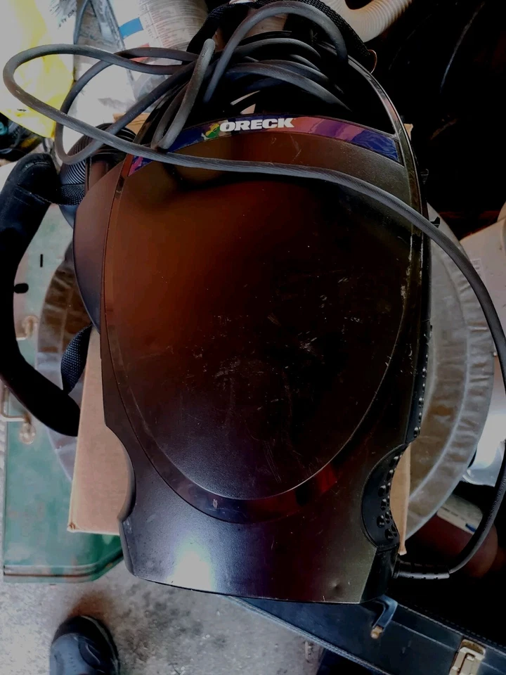 ORECK XL CC1600 Handheld Canister Shoulder Strap Vacuum - Image 4 of 4