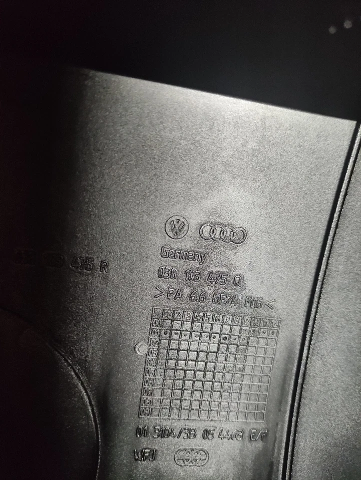 Volkswagen Golf IV 2001 diésel cubierta de leva basculante 038103475Q Foto 3 de 4