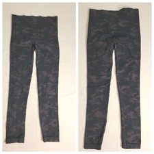Spanx Leggings Womens Medium Slimming Camo Green Stretch Mid Rise