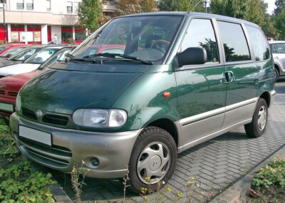Nissan Serena c23 1.6 16 V