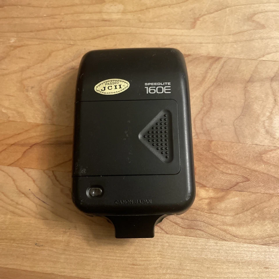 Canon 160E Speedlite Flash for Canon EOS FILM SLR camera, Pre-owned, - Image 2 of 4