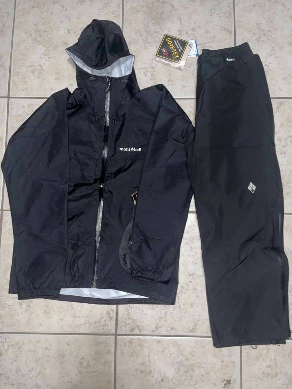 Montbell Gore-Tex Rain Suit Set Jacket + Pants Men’s Size L Outdoor Black New!
Opens in a new window