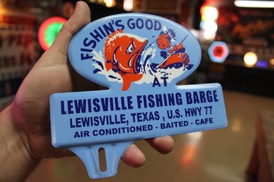 RARE 1950s FISHINS GOOD LEWISVILLE TEXAS STAMPED PAINTED METAL TOPPER SIGN BASS
