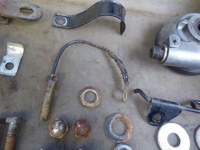 1975 Kawasaki KE125 Enduro K20917) misc bike bolts parts mount