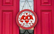Happy Valentine's Day Gnomes Round Wood Sign
