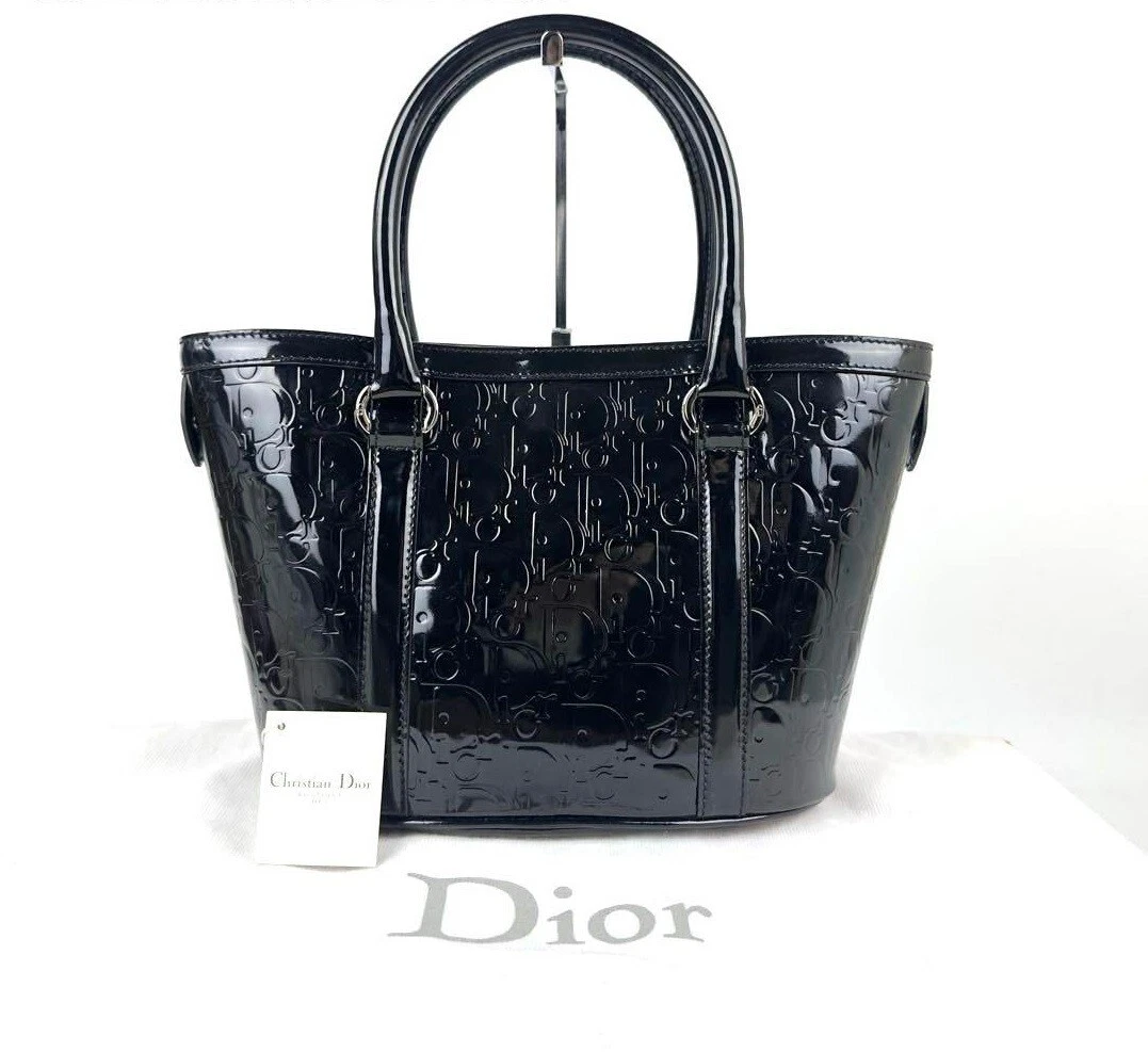 Sac fourre tout Christian Dior trotteur sac à main cuir verni noir occasion avec dust bag